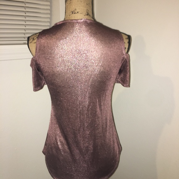 Juicy couture metallic cold shoulder top - Picture 4 of 4